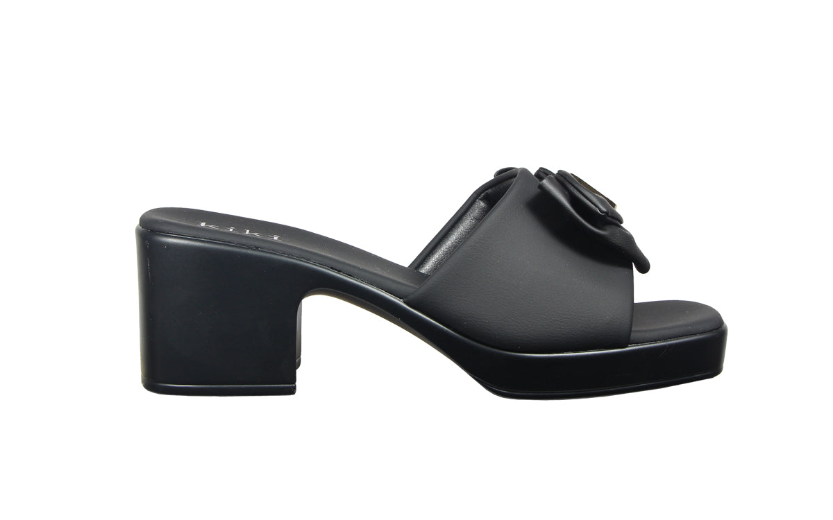 Kiki Gracelynn K25-337 Women Platform In White And Black, Sizes 35-40